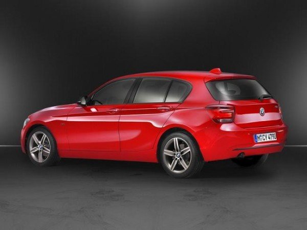 BMW 1 Series - вид сбоку