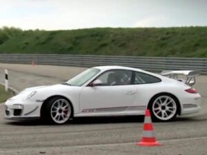 Новый Porsche 911 GT3 RS 4.0 в действии