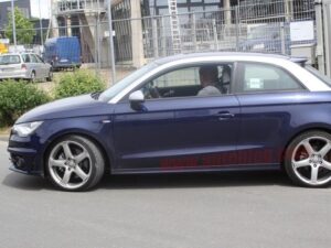 Audi S1 — вид сбоку