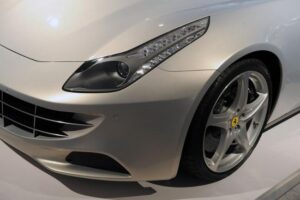 Фары и диски Ferrari FF