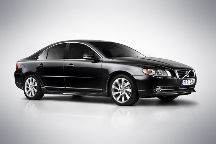 Новинки от Volvo: S80 Executive и V70 R-Design