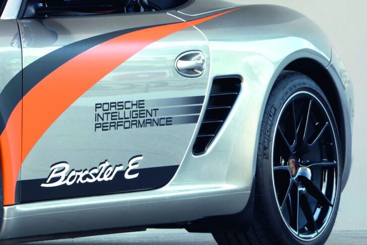 Надписи на Porsche Boxster E