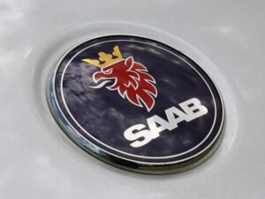 Китайская рука помощи для Saab AB