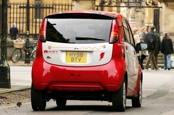 Mitsubishi i miev не заряжается