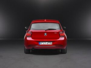 BMW 1 Series — вид сзади