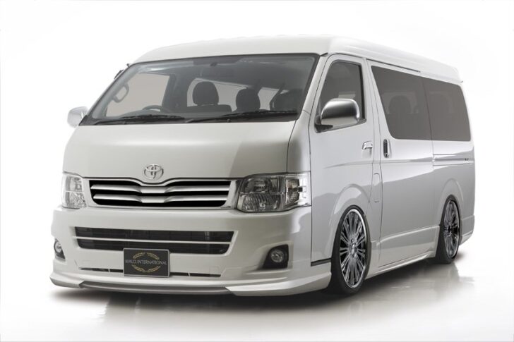 Новый тюнинг микроавтобуса Toyota Hiace от WALD