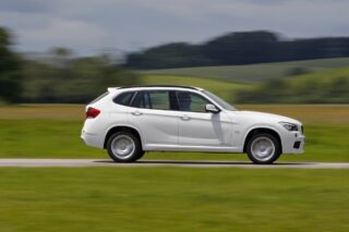 BMW X1 sDrive20d EfficientDynamics Edition в движении