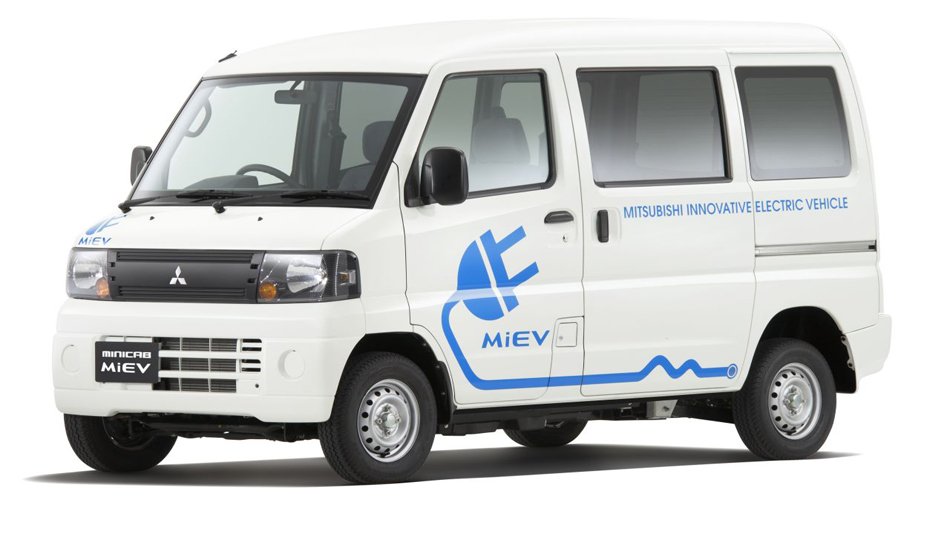 Mitsubishi vans hot sale 2018