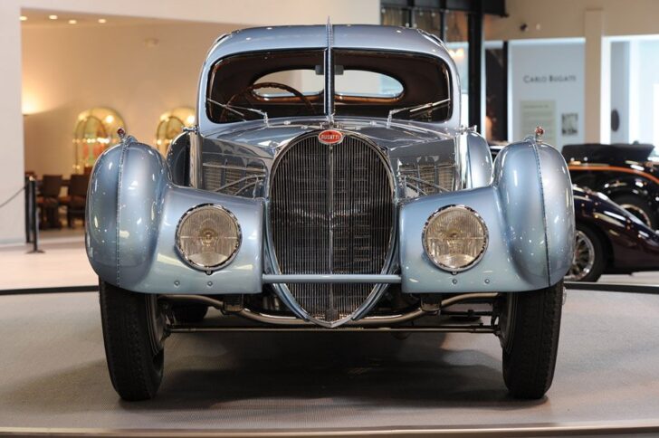 Bugatti Type 57SC Atlantic — вид спереди