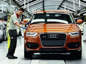 Компания Audi запустила производство кроссоверов Q3 в Испании