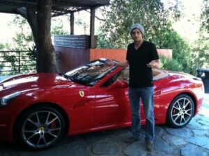 Ferrari California Эштона Катчера