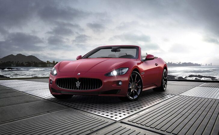 Стоимость Maserati GranCabrio Sport составит около 168 000 долларов