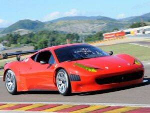 Состоялась презентация гоночного автомобиля Ferrari 458 Italia Grand Am
