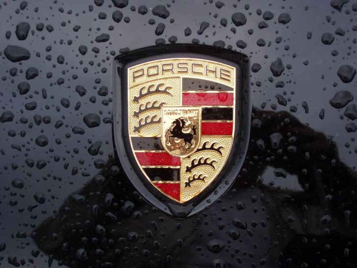 Porsche открыл новый цех покраски для своих автомобилей