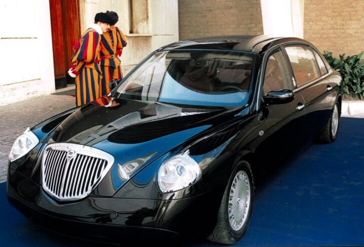 Новый кабинет министров Италии планирует пересесть на автомобили Lancia
