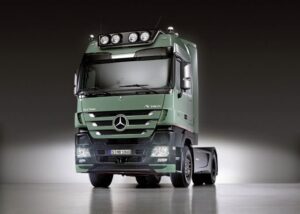 Магистральный тягач Mercedes-Benz Actros – «Лучший грузовик 2011 года»
