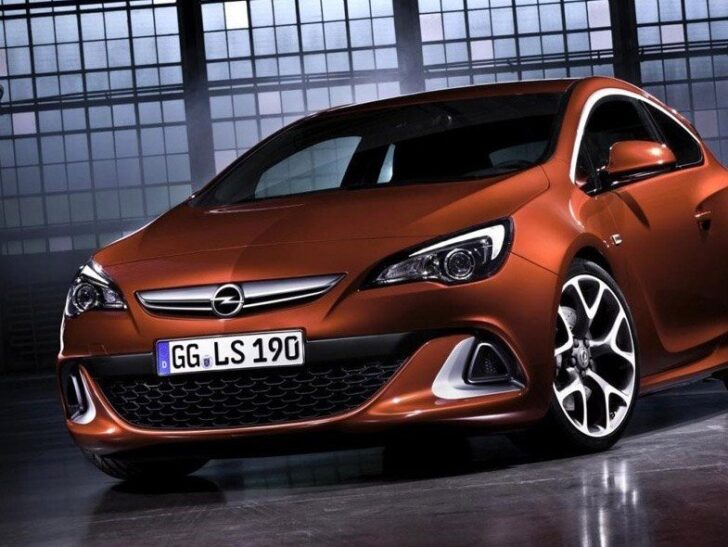 Опубликованы официальные снимки «горячей» версии Opel Astra OPC