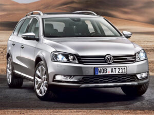 Компания Volkswagen разрабатывает внедорожный универсал Passat Alltrack