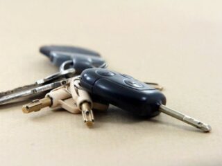 Ключи от автомобиля