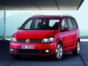 Volkswagen Touran попал под отзыв в России