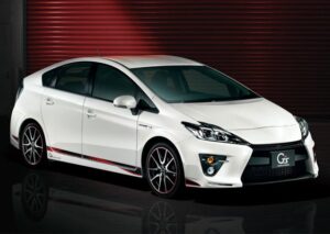 Компания Toyota готовит к серийному производству спортивный вариант модели Prius