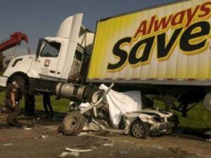 В США отмечено сокращение смертности при автомобильных авариях