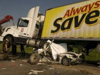 В США грузовики часто становятся причиной ДТП