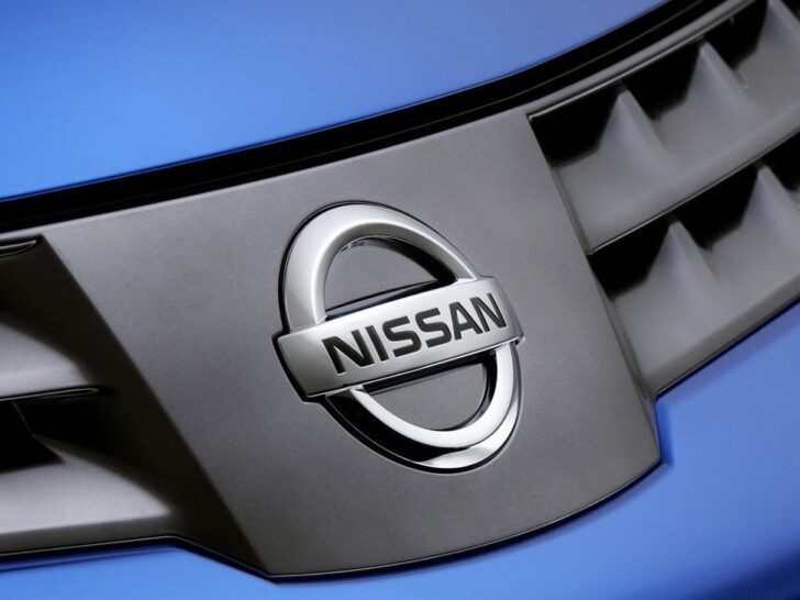 Компания Nissan делится высокими технологиями с Apple