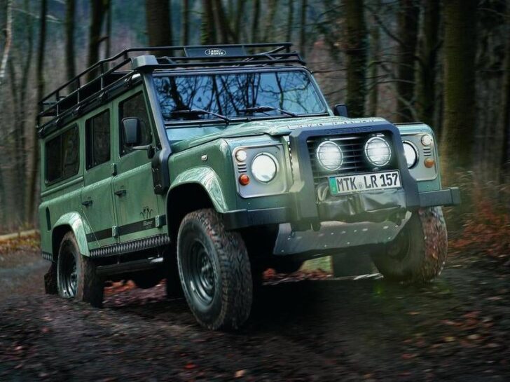 Компания Land Rover преподносит подарок немецким охотникам