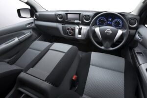2013 Nissan NV350 Caravan — интерьер