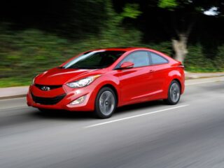 Купе Hyundai Elantra