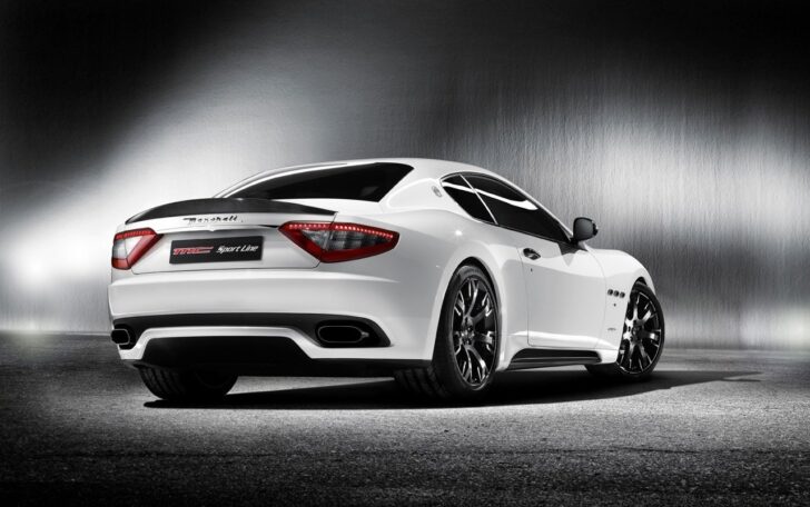 Maserati GranTurismo Sport — вид сзади