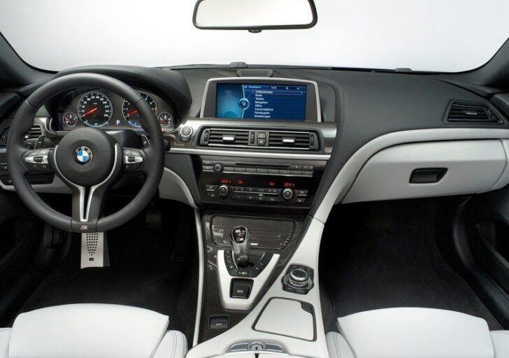 BMW M6 Coupe — интерьер