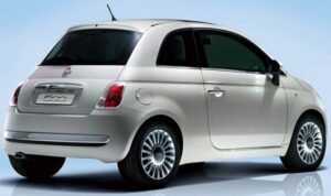 Fiat 500 — вид сзади