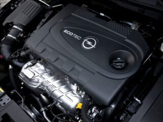Новый двигатель Opel