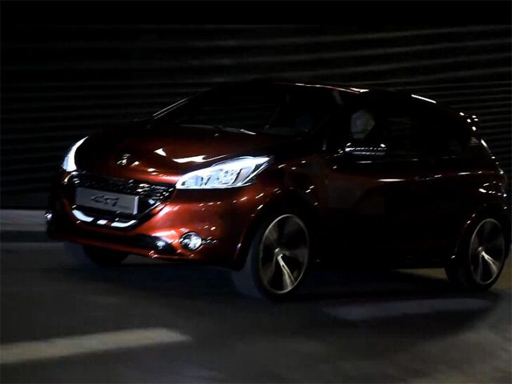 Peugeot продемонстрировала видео «заряженного» хэтчбека 208