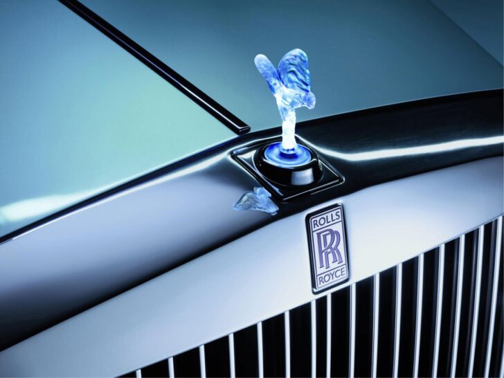 Электрический лимузин Rolls-Royce Phantom в серийное производство не попадает