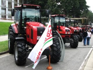 Белорусские тракторы