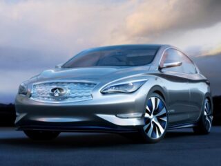 Infiniti LE