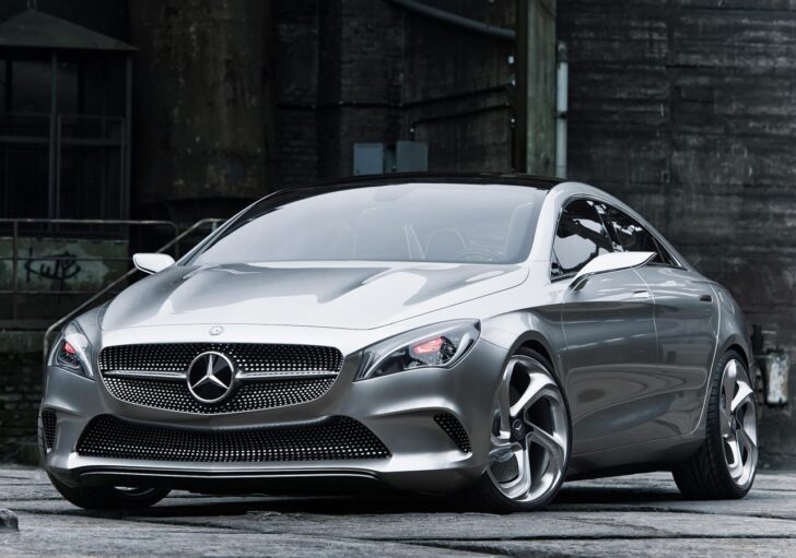 Компания Mercedes-Benz расширяет гамму четырехдверных купе