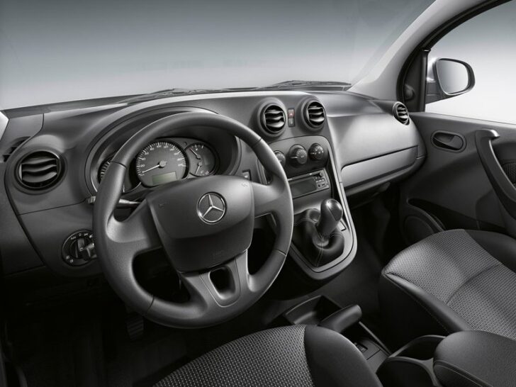 Интерьер Mercedes-Benz Citan