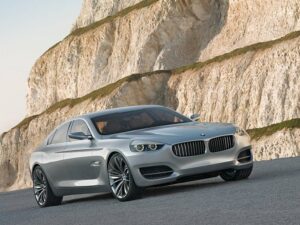 В компании BMW намерены пополнить свой премиальный модельный ряд