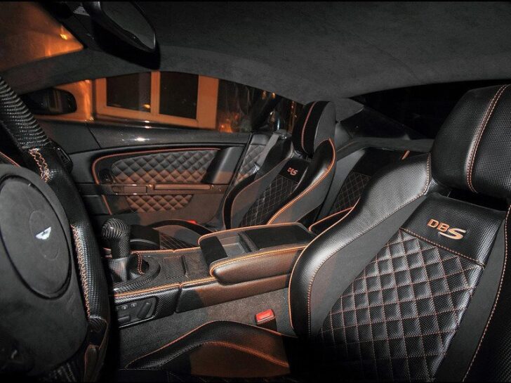 Aston Martin DBS Casino Royale — интерьер