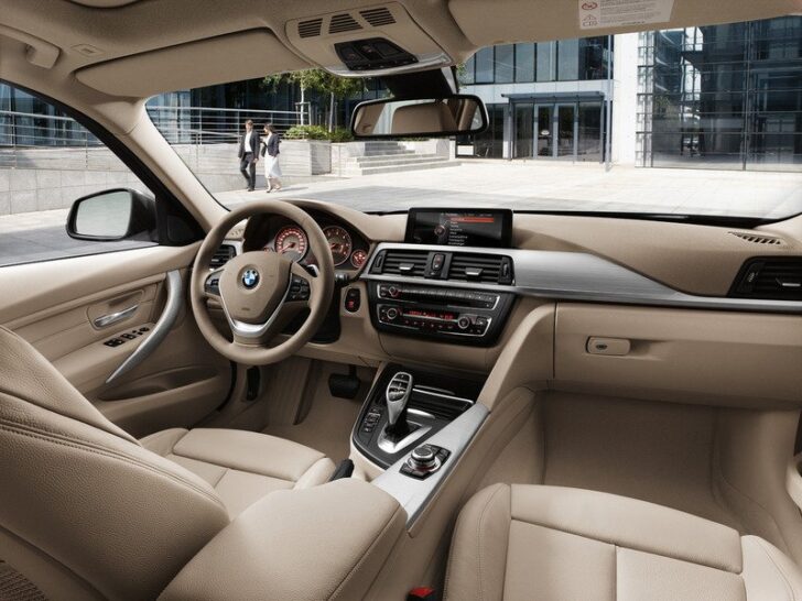 BMW 3 Series Touring — интерьер