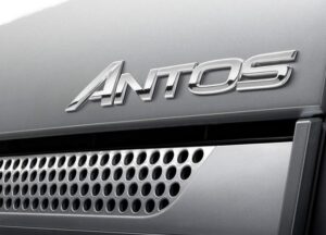 Mercedes Antos — шильдик
