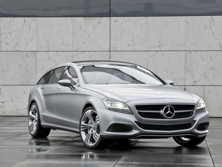 Mercedes-Benz подготовил универсальное четырехдверное купе CLS Shooting Brake