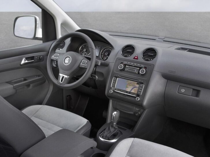 Интерьер Volkswagen Caddy Edition 30