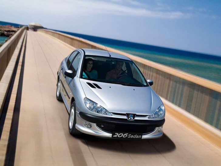 Peugeot 206: сочетание компактности, динамики и комфорта