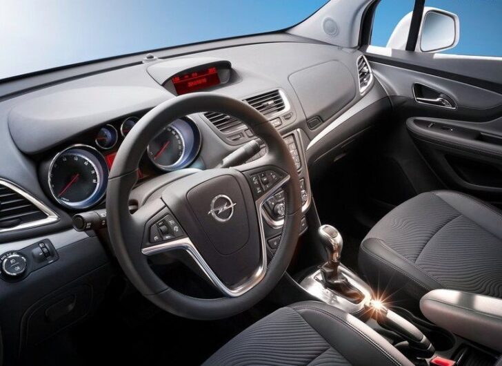 2013 Opel Mokka — интерьер
