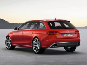 Audi RS 4 Avant — вид сзади